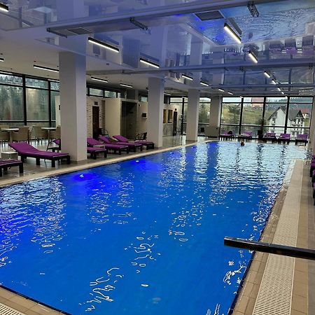Mountain Lift 7 Hotel バコヴェル エクステリア 写真